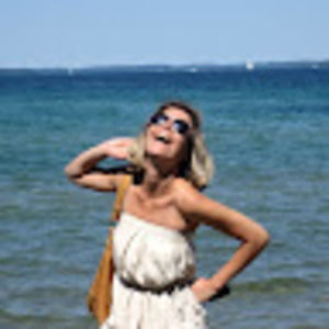 Meet your Posher, Maja